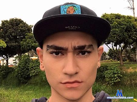 scottye-johnson flirt4free performer  YOU WILL LOVE TO KNOW MY WEAKEST POINTS, DO NOT MISS IT