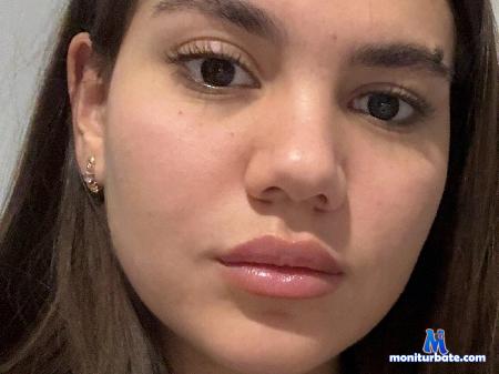 sage-vosika flirt4free performer Hi sweet! we want play! Play with us pls!