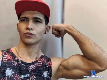 robin-diaz flirt4free performer Sexy Guy Hot