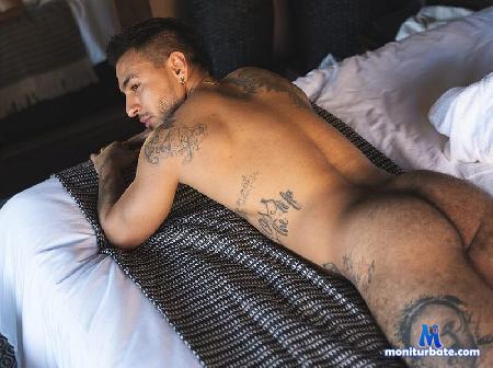 drake-jackson flirt4free performer it is better to stay with the guilt than with the desire