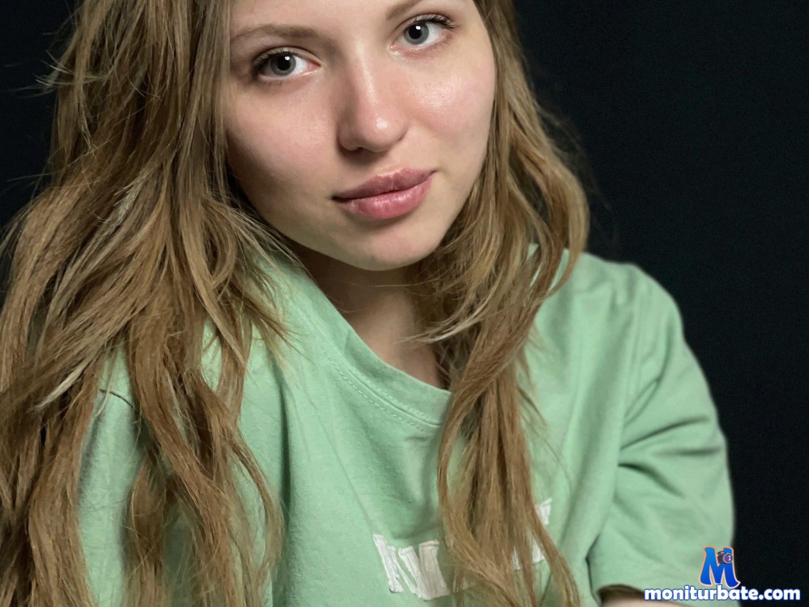 elsa-beam Flirt4free performer 