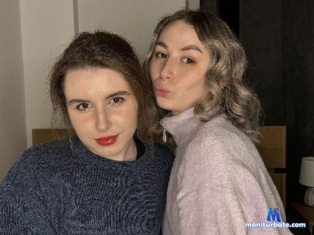 synnove-daffin-and-harriet-hetherington flirt4free performer welcome dears, it's very hot here with Alexa and Louise