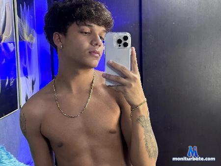 apolo-key flirt4free performer Hot boy 