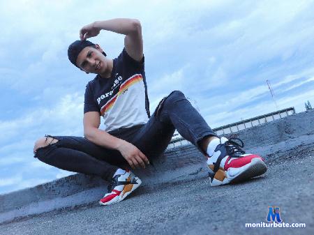 chrys-liam flirt4free performer siempre feliz 