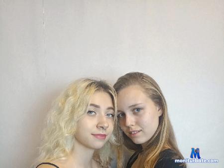 roberta-stella-and-hayley-markl flirt4free performer Hello my dear