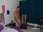 milan-leon flirt4free livecam show performer 