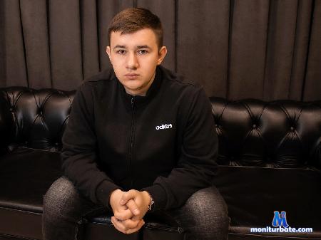 edgard-alanis flirt4free performer There are many guys on the site who can support in difficult times!!!