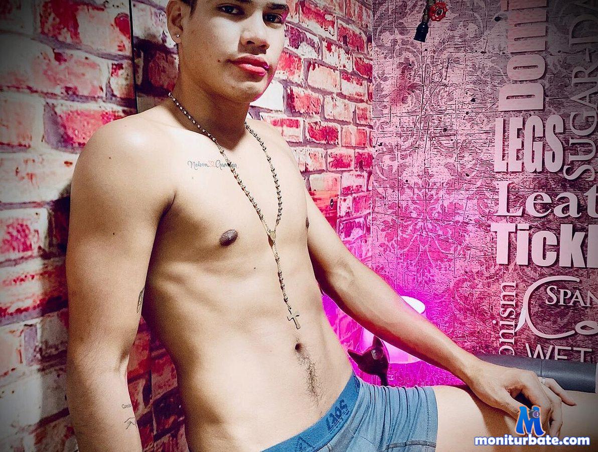 axell-foxx Flirt4free performer 