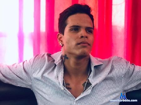 bastian-rozio flirt4free performer Hello welcome to my living room