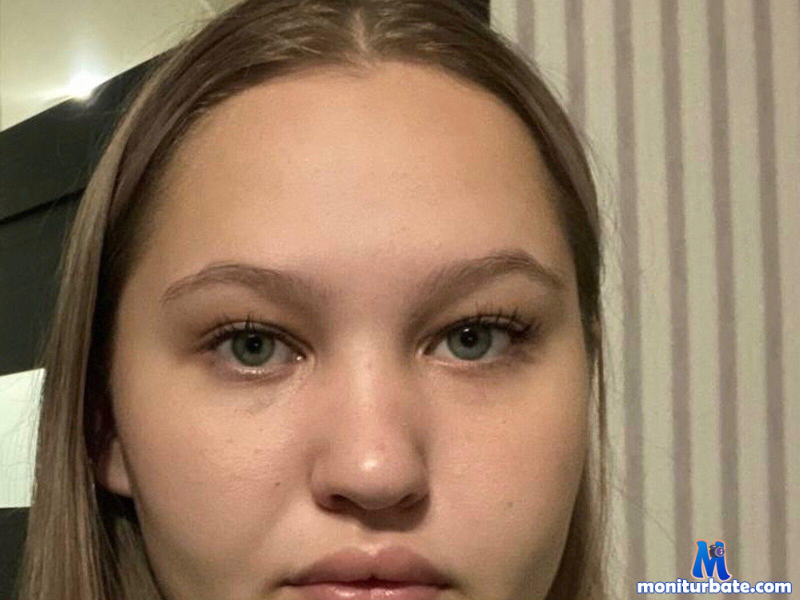 selina-reagor Flirt4free performer Feet Nipple Play Dirty Talk Student/Teacher Domination Face Sitting Orgasm Control/Denial Stockings/Panty Hose Teasing Legs Piercings and Tattoos Coach/Trainee Cowboy/Cowgirl Cosplay Breast Play