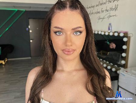 crystal-mooon flirt4free performer 