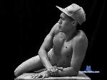 eric-pinaud flirt4free livecam show performer Hi guys welcome to my room!