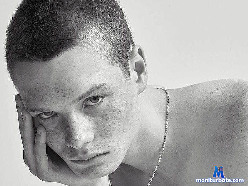 oscar-bonana Flirt4free performer Feet Nipple Play Small Penis Humiliation Submission Dirty Talk Jerk off Instruction Orgasm Control/Denial Sugar Daddy Teasing Cuckolding Total Power Exchange