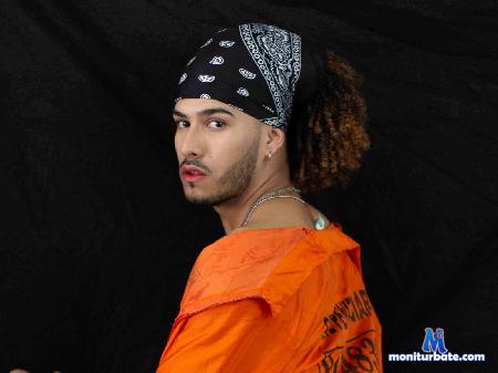 valenthino-cullen flirt4free performer Come and meet me and dance the dance of love. 