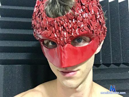 lucas-jacobs flirt4free performer I Am Not Your Typical Cam Boy