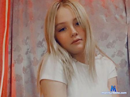 kate-bright flirt4free performer I love you !