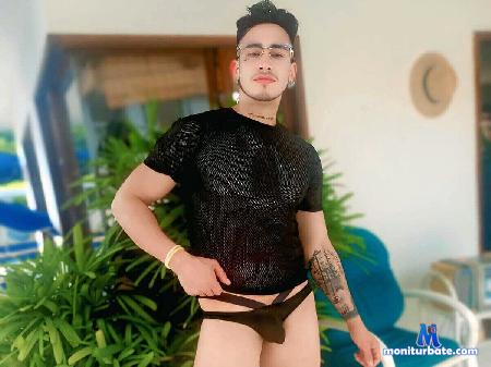 percy-ladd flirt4free performer Latin Adonis For You To Enjoy