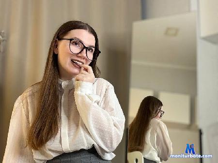 nisha-ruprecht flirt4free performer Hi sweet! we want play! Play with us pls!