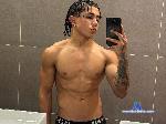 bradley-strong flirt4free livecam show performer Estoy solo en casa, mis padres no están allí, haré lo que quieras por ti