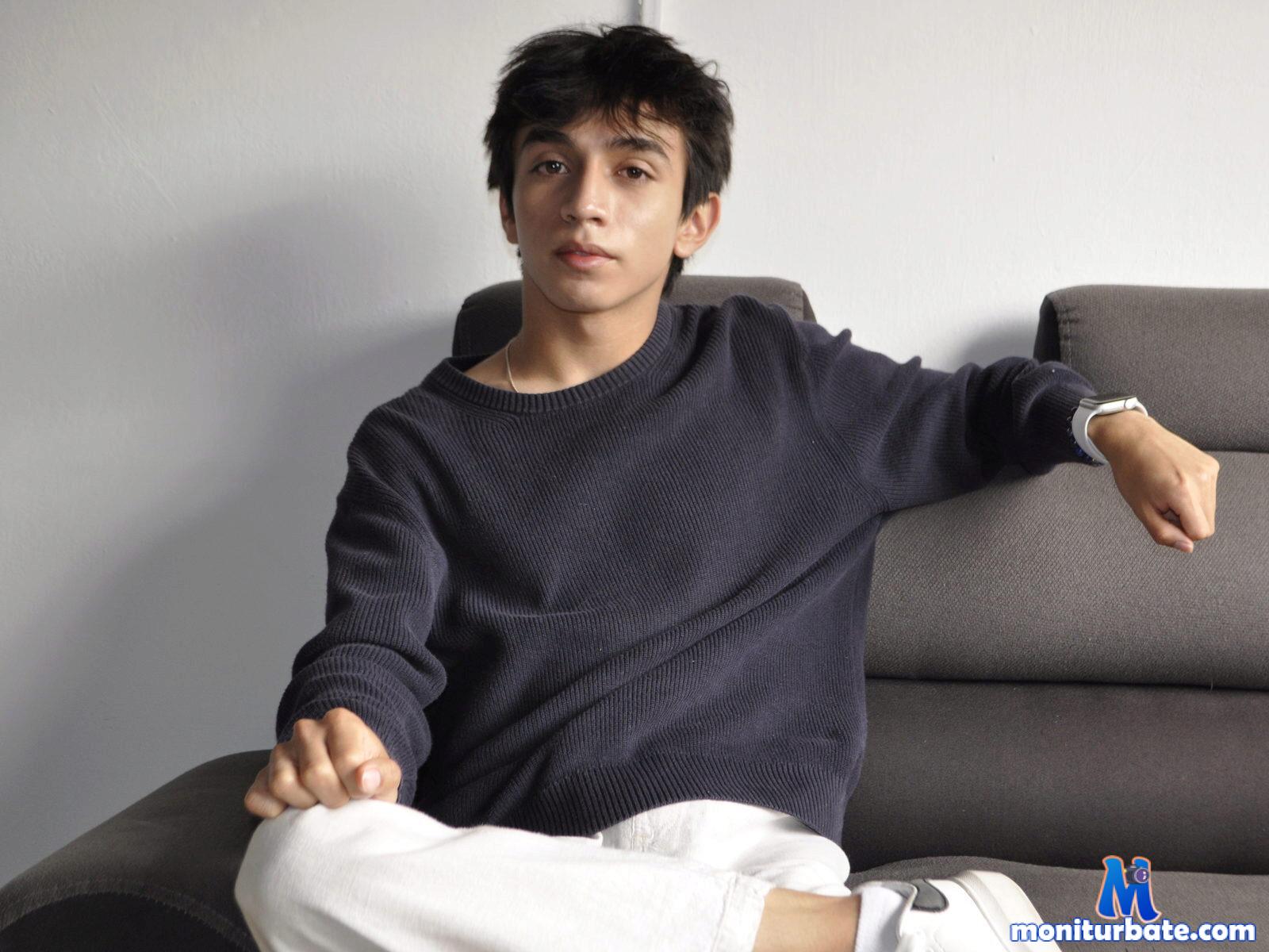 austin-guzman Flirt4free performer 