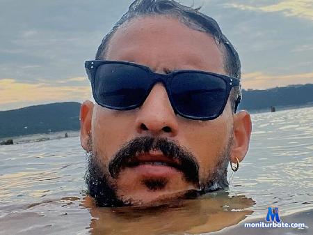 buff-rush flirt4free performer bigcock bigballs