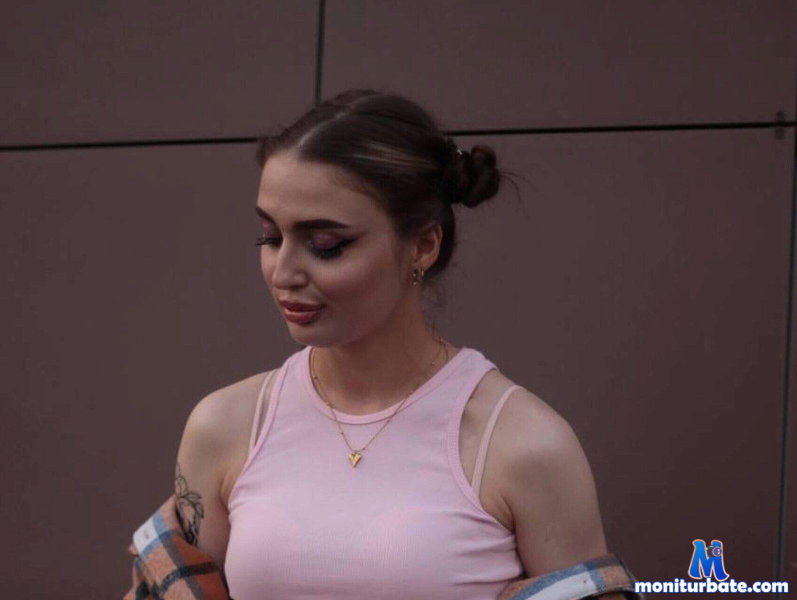 carri-stclair Flirt4free performer Nipple Play Glass Dildo Spanking Rimming Pirate/Captive Crop