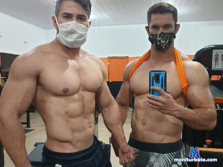 johnny-matt-and-master-nicklaus flirt4free performer Exhibitionist, muscle, hotguys, whorship, biceps, abs, domination