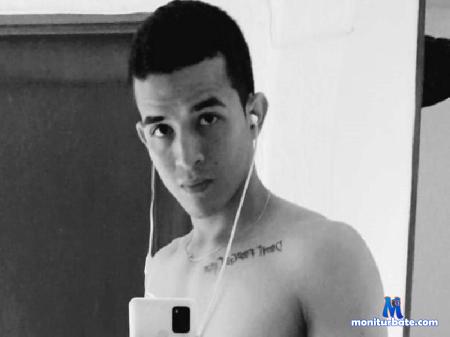 jhon-willians flirt4free performer I am a very curious boy in sex 