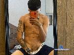 valentino-knox flirt4free livecam show performer a bisexual guy who likes to try new things 