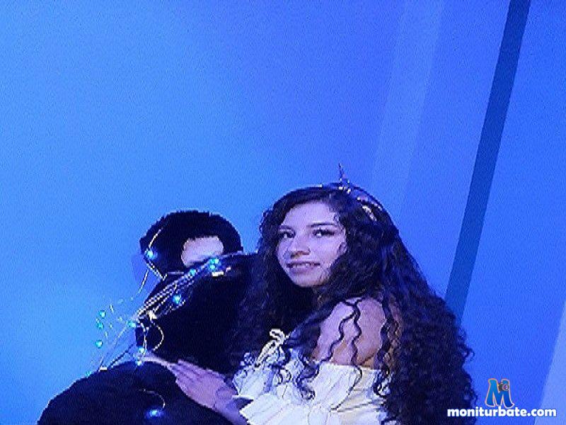 laura-lion Flirt4free performer 