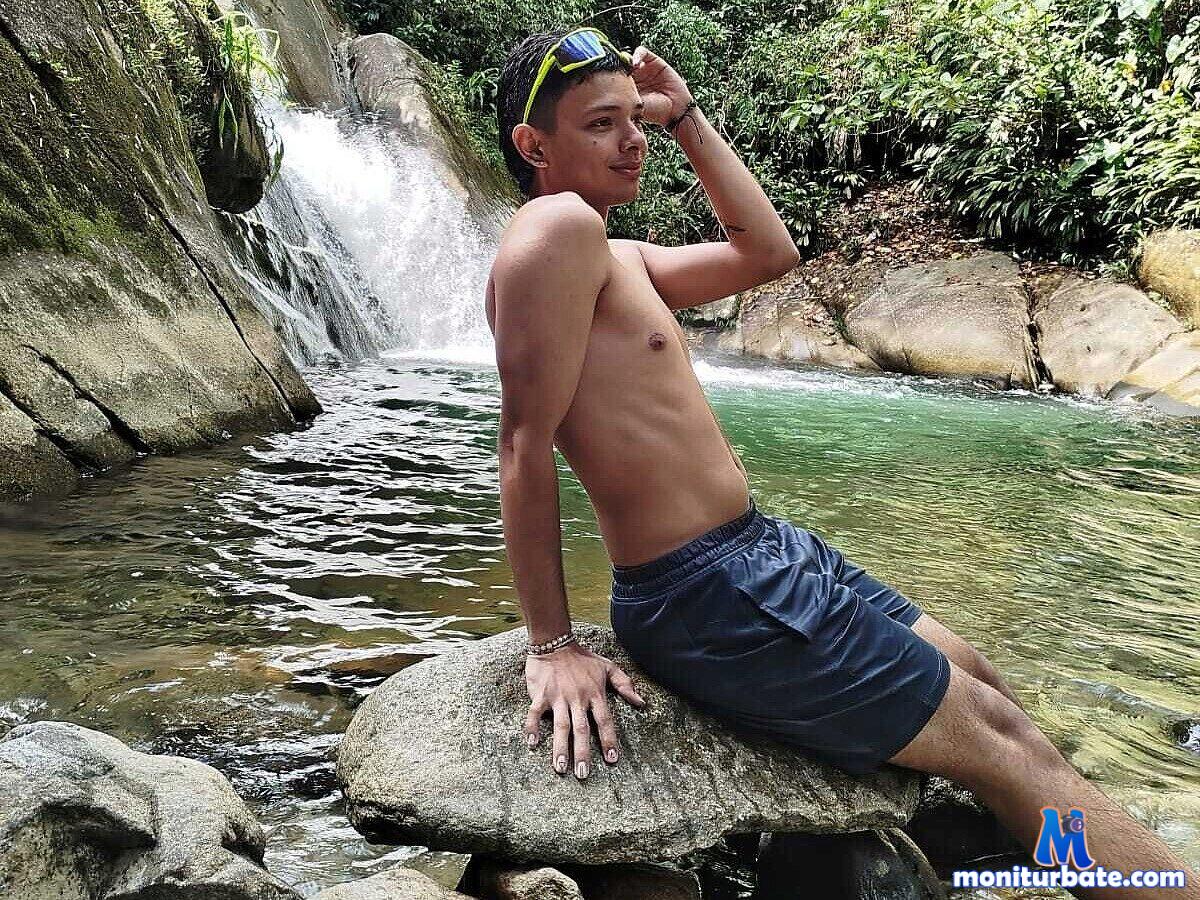 teff-walker Flirt4free performer Anal Role Play/Costumes Dirty Talk Doctor / Nurse Master / Slave Butt Plug Domination Latex Nipple Clamps Whip Giant Dildo Big Toys Leather