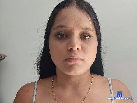 emiily-sanchezz flirt4free performer you only have one life, go for itt hun