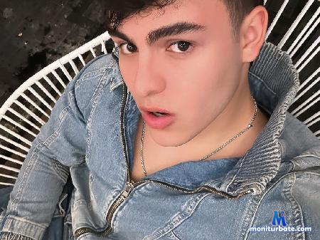 dustin-wright flirt4free performer To be it, you first have to believe it.