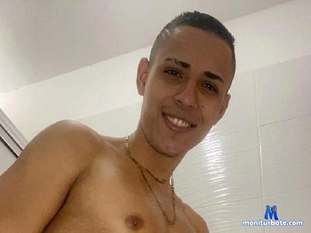 anthuan-neitan flirt4free performer I'm a venezuelan guy, who loves nautre, animals, sports and nice people to talk and share cultures!