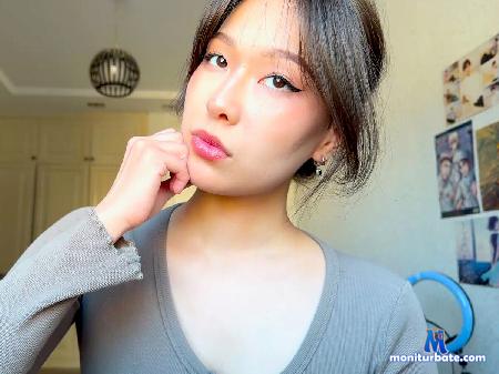 leia-latona flirt4free performer Hello, this is your favorite Asian girl, do you want to play with my big tits?
