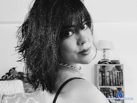 ariane-elisse flirt4free performer Not a dream. But I'll make you live one. Sweet smile and curves you won't forget.