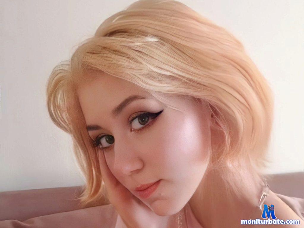 ellen-benson Flirt4free performer Role Play/Costumes Small Penis Humiliation Boss / Secretary Dirty Talk Student/Teacher Vibrator Jerk off Instruction Discipline Legs Piercings and Tattoos Chastity Training Gags and Blindfolds
