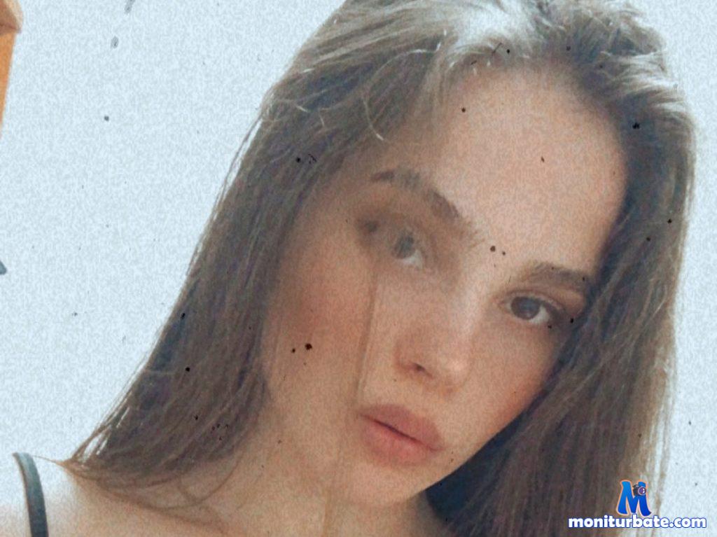 elsa-jeannn Flirt4free performer Balloons Feet Nipple Play Role Play/Costumes Service Worker/Housewife Student/Teacher Vibrator Stockings/Panty Hose Teasing Legs Tickling Exhibitionism