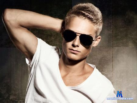 bleck flirt4free performer 