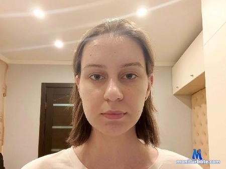 peggy-beer flirt4free performer Hi sweet! we want play! Play with us pls!