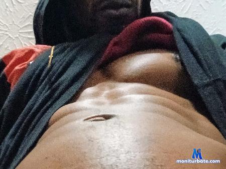 judah-lyonz flirt4free performer Chocolate God