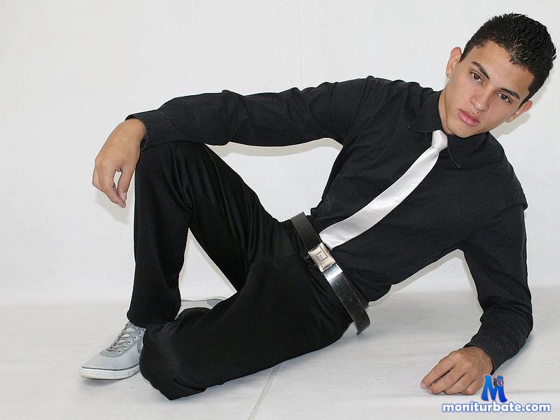 naughty-brandon Flirt4free performer Anal Role Play/Costumes Submission Master / Slave Latex Stockings/Panty Hose Handcuffs Bad Cop/Good Cop Piercings and Tattoos Anal Training Bondage Feather Tickling Muscle Worship