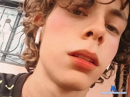 andrew-boys flirt4free performer 