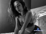 mia-evens flirt4free livecam show performer I AM A CUTE AND OBEYING GIRL, GIVING PLEASURE