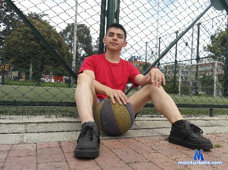 dereck-west flirt4free performer My opinion when it comes to pleasure is that you have to use all the senses.