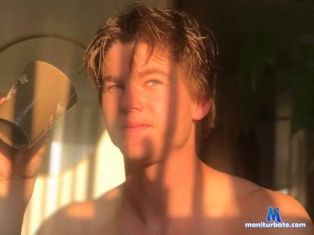 tyler-harris flirt4free performer Grade A Canadian Beef