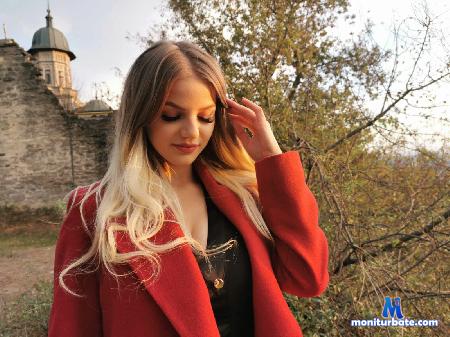 christina-blue flirt4free performer Sex is like money, only too much is enough ;)
