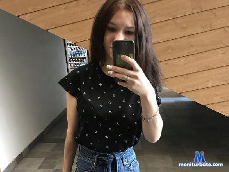 carol-stricklad flirt4free performer Welcome all guys! Carol is here!
