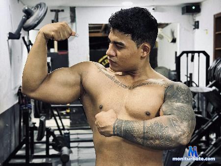 luigi-lafont flirt4free performer Keep your body and your mind strong . Enjoy my company
