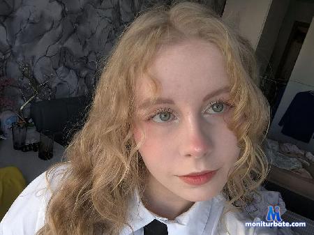 natalie-murphy flirt4free performer Hey it's my first time here!^^
